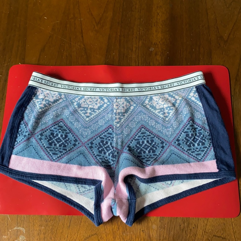 31:05  - 3/$25 Bundle Only Victoria’s Secret Lounge Shorts